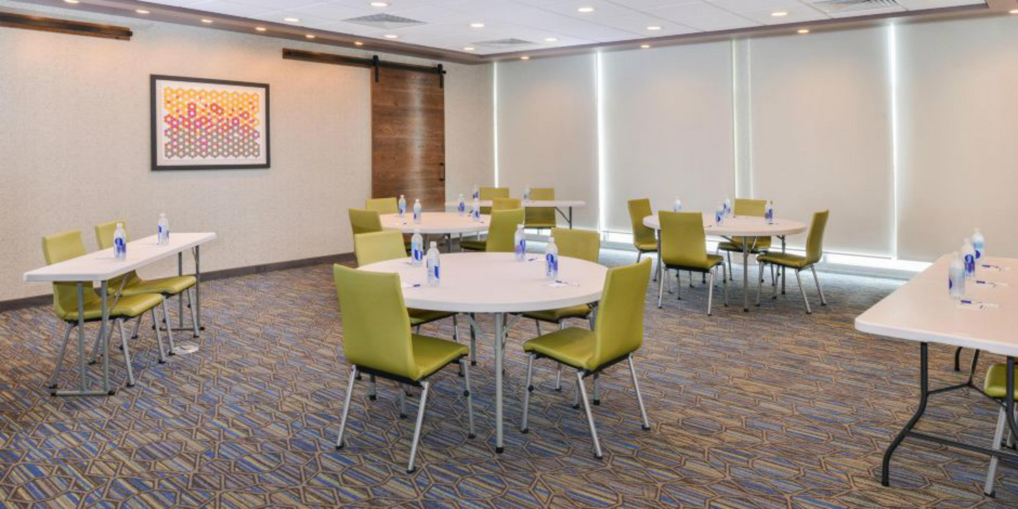 Holiday Inn Express - Alliance By Ihg Екстер'єр фото